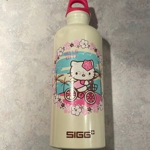 Hello Kitty water bottle